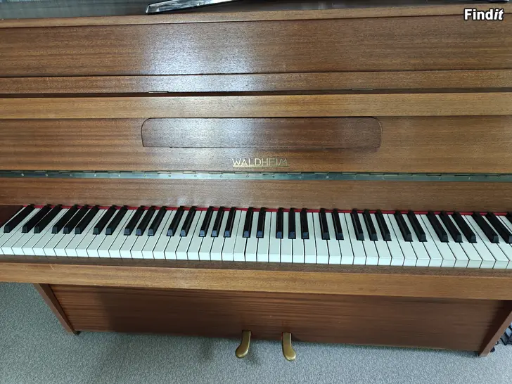 Säljes Piano