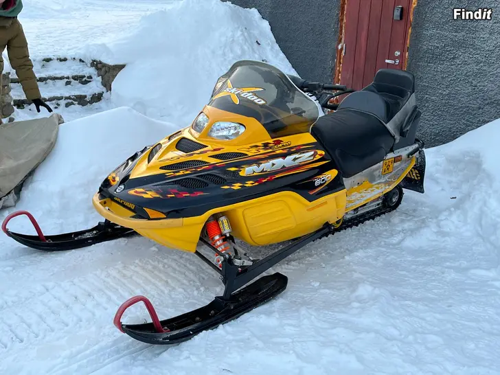 Myydään Skidoo MXZ600, 2002
