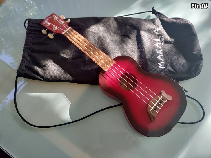 Myydään Ukulele