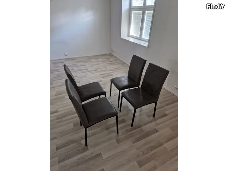 Säljes Matbordsstolar