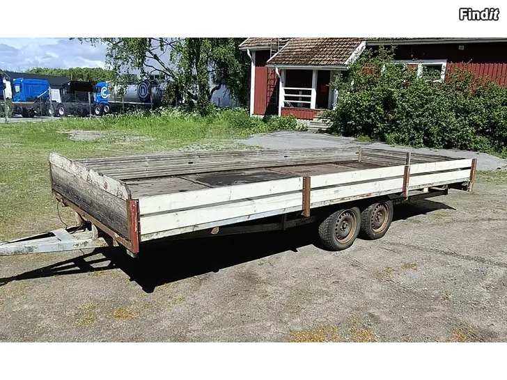 Myydään Iso peräkärry
