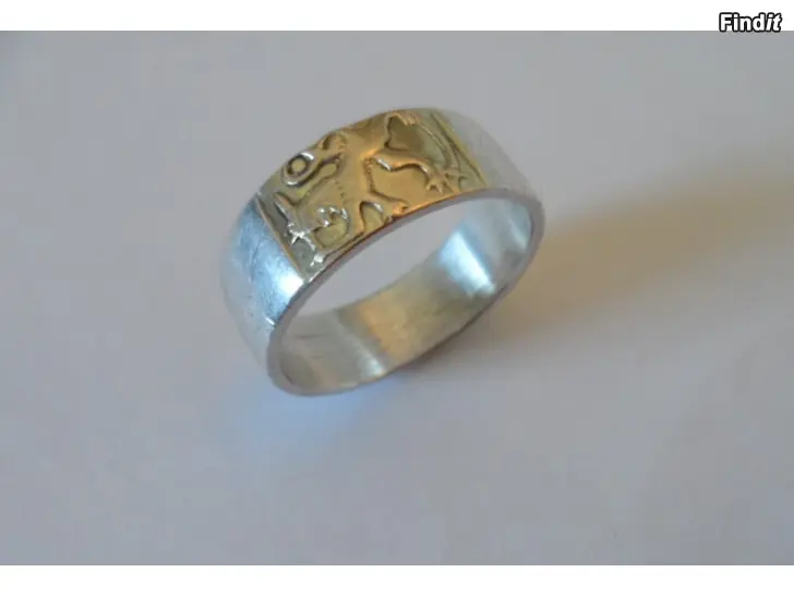 Myydään Hopeasormus Suomileijona koko 18,5