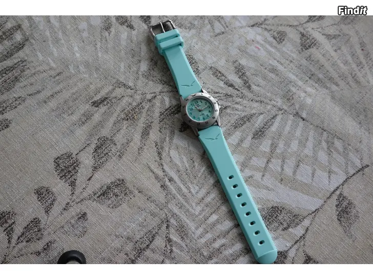 Säljes GUL kello  naisten