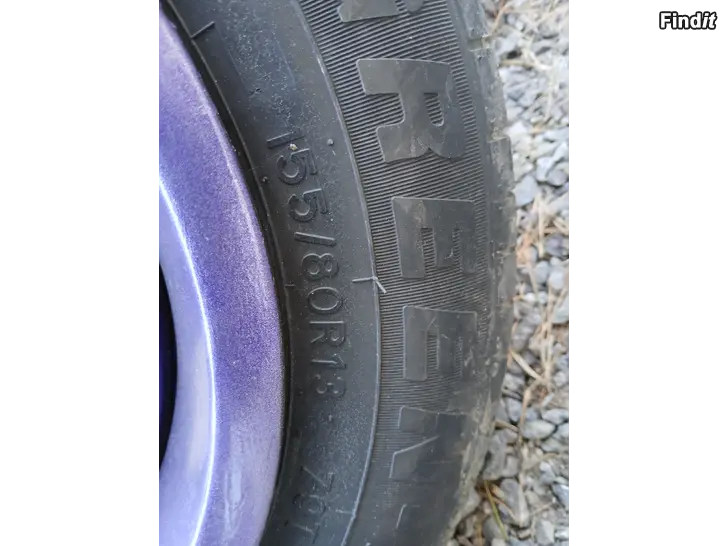 Myydään 4x100 ja 13 tuumaa