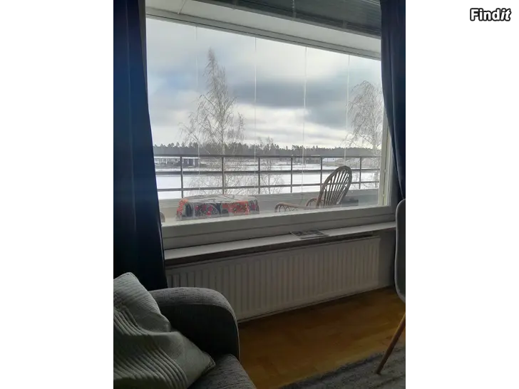 Säljes Arjen luxusta. Yksiö merinäkymällä. Varvinmäki