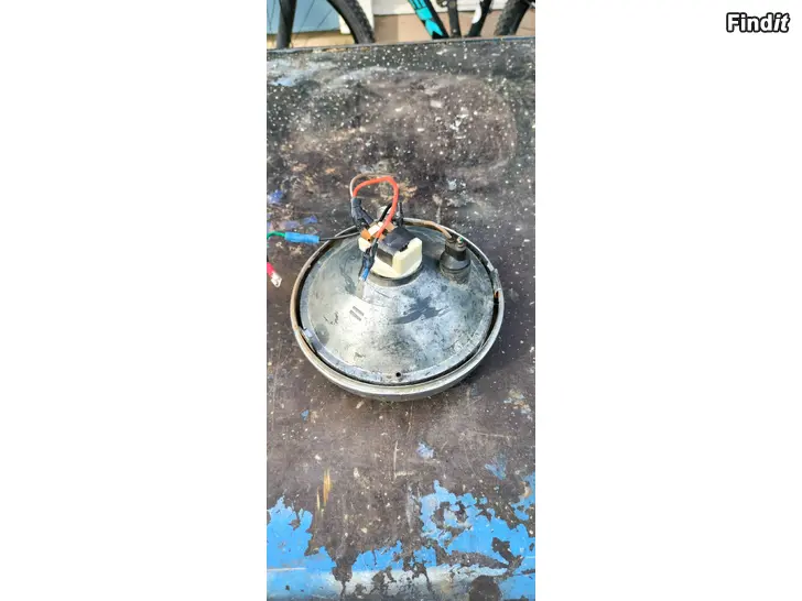 Säljes Lampa