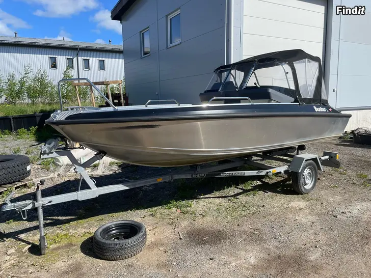 Säljes Buster L2 + Yamaha F50 moms