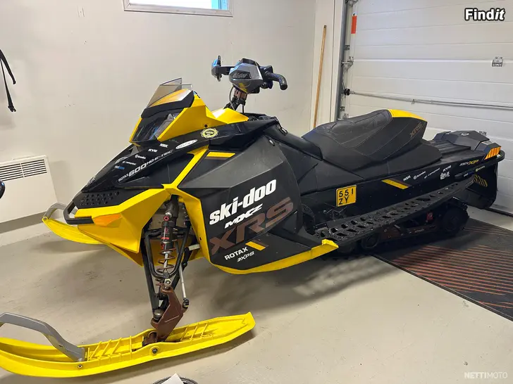 Säljes Ski-Doo MX Z X-RS E-TEC 600 H.O 2013