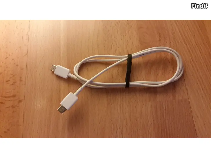 Myydään Valkoinen USB-C - USB-C  kaapeli 1m -hinta 3e