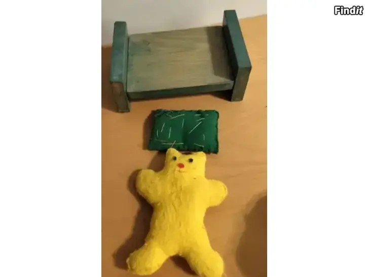 Myydään Kissa pikku kuu