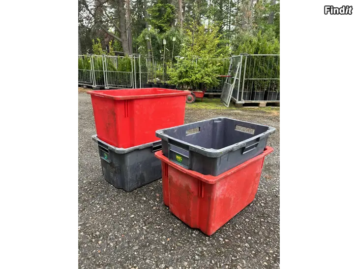 Säljes Lådor i plast