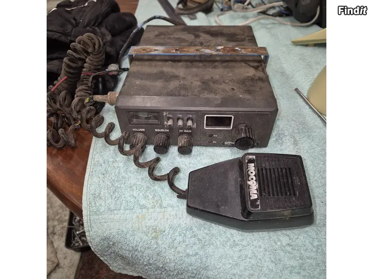 Säljes LA radio telefon Mocoma