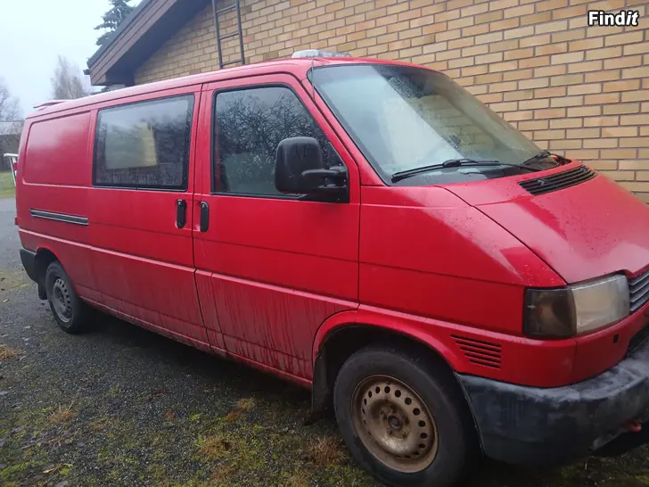 Myydään Vw t4 juuri leimattu -03