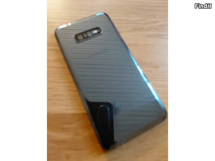 Myydään Samsung S10e