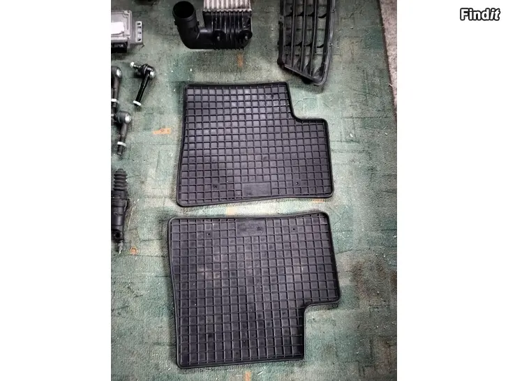 Myydään Takamattot raidetangon sisä raidetangon päät