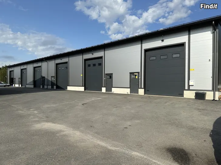 Säljes 99,5m2  Hall  Montörsvägen 3 på Fågelberget