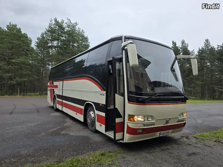 Myydään Volvo matkailuauto