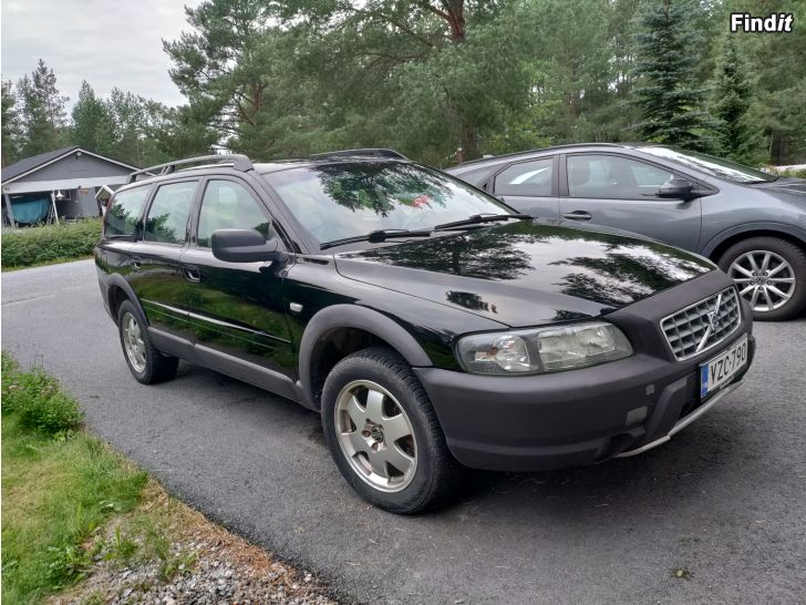 Säljes Volvo XC70  5d