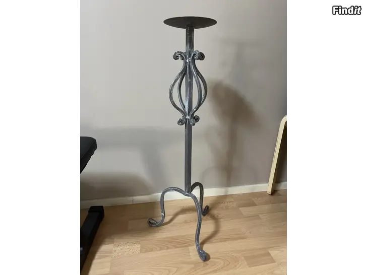 Säljes Ljusstake