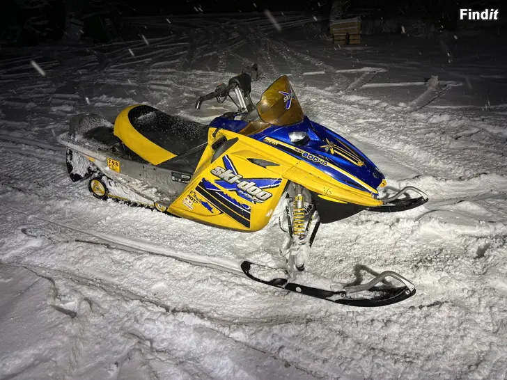 Säljes Ski-doo mxz 800