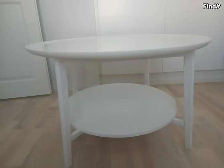 Säljes Vitt runt Rowico vardagsrumsbord