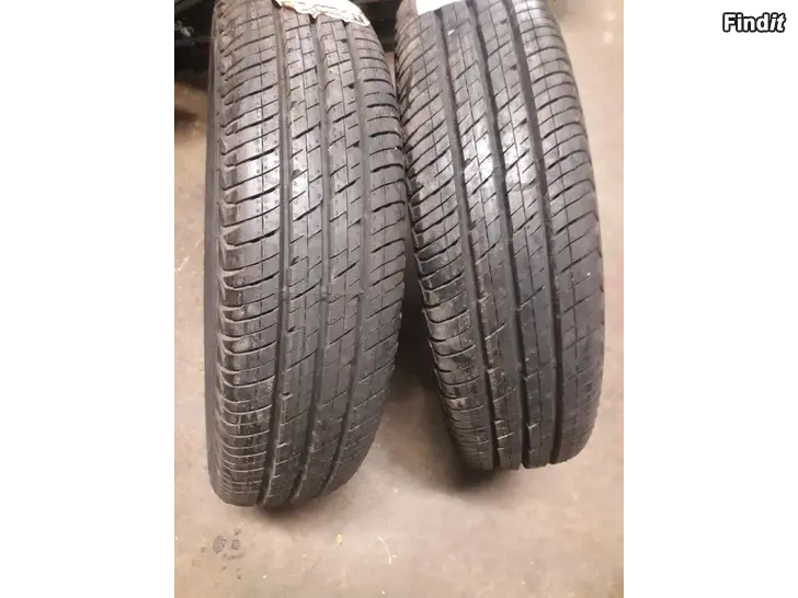 Myydään 175 75 R16 C  Continental pari