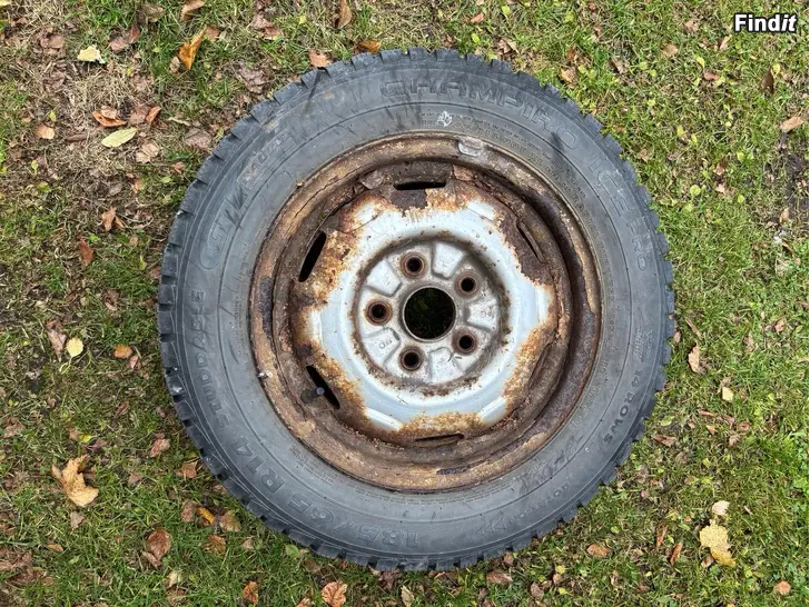 Säljes Vinterdäck till mazda 626 från 1995