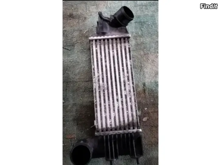 Myydään Välijäähdytin