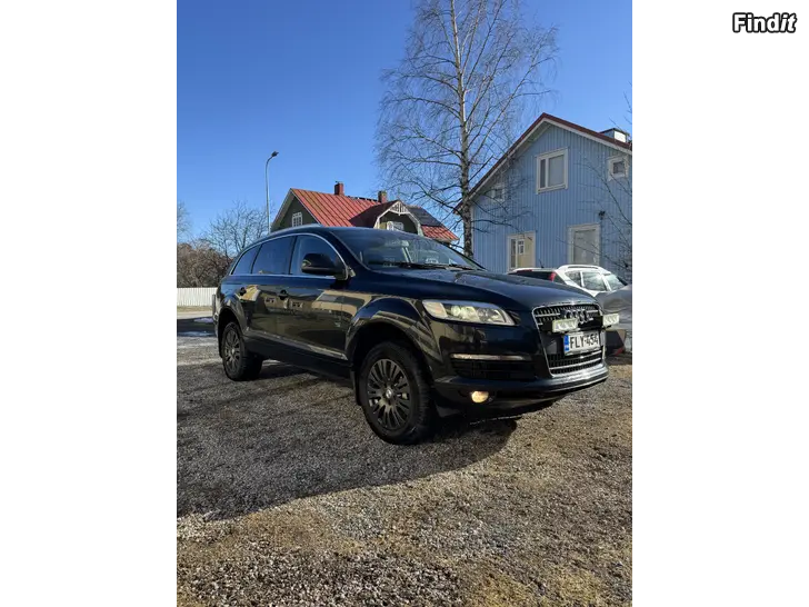 Myydään Audi Q7