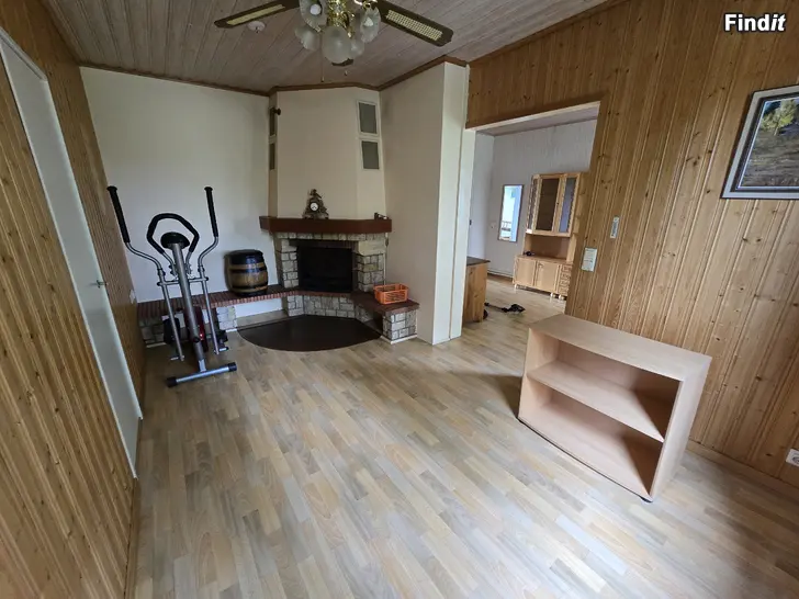 Uthyres Uthyres Rymlig lägenhet vid älven i Nykarleby/Ytterjeppo  140 m²