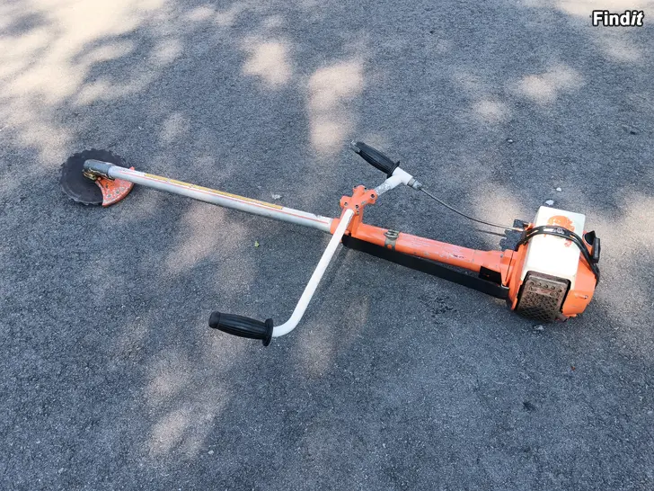 Säljes Husqvarna röjningssåg/raivaussaha