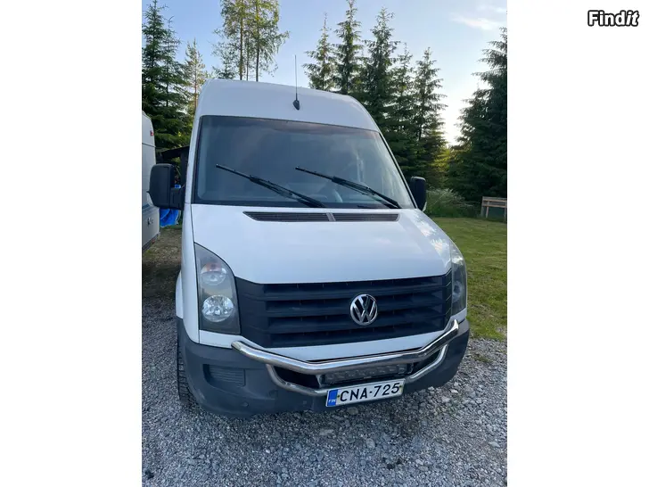 Säljes Volkswagen Crafter 3+3 sittplatser