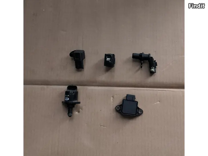 Myydään Kampiakselinanturi tyhjäkäyntianturi kaasuläpäanturi ahtopaineanturi