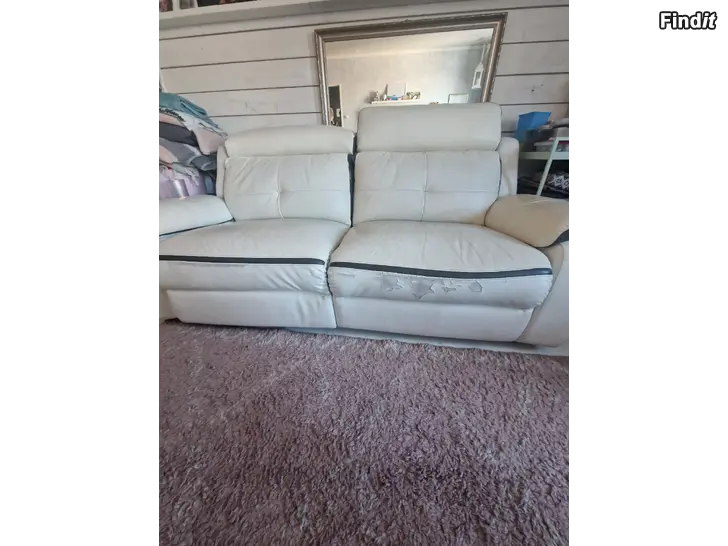 Säljes Sähkö mekanismi nahkasohva