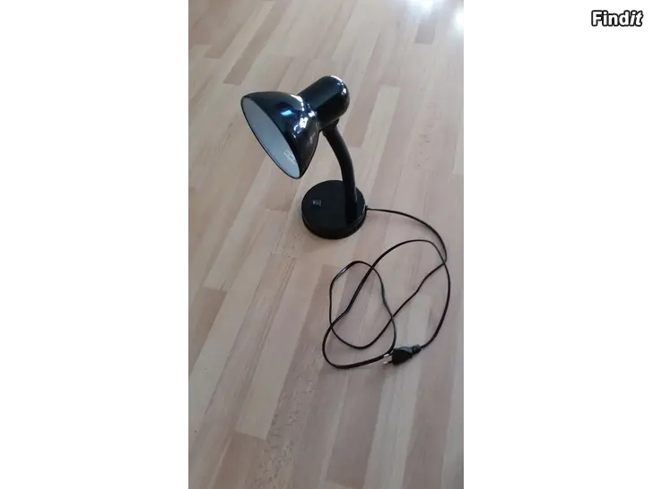 Säljes Pöytävalaisin EGLO Basic 9228 musta hinta 6e