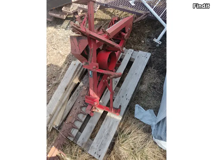 Säljes Slåmaskin åt traktor