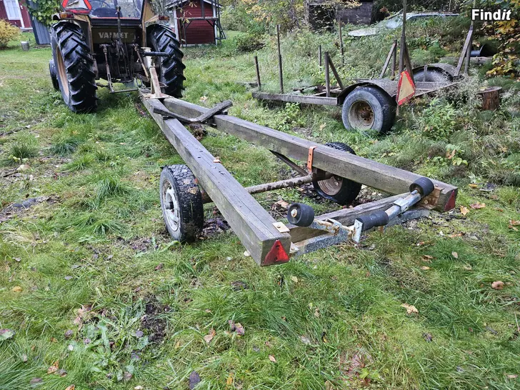 Säljes Traktordragen båtkärra