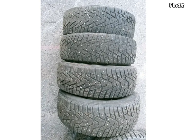 Myydään NastHankook 195/65R15 95T