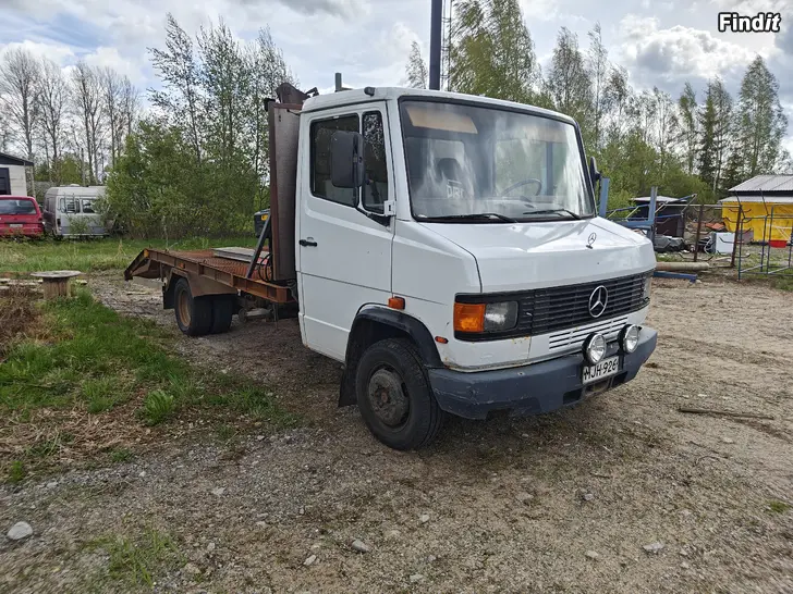 Myydään Mb 609D
