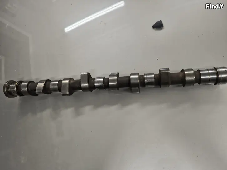 Myydään Volvo 740 940 b230 b200 vx3 kamaxel