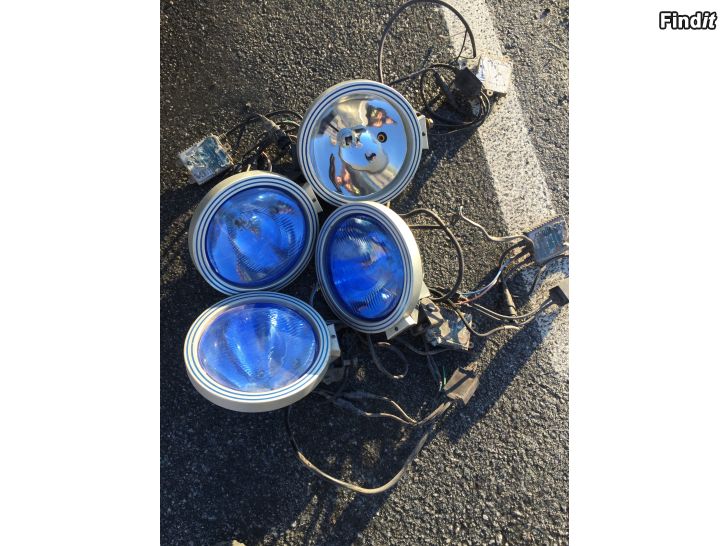 Myydään Comet 3000 Xenon lisävalot