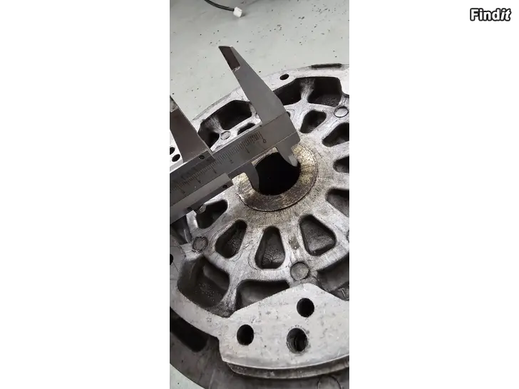 Myydään Comet variator