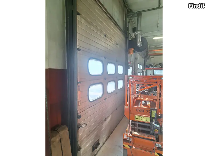 Säljes Garagedörr 3×3 meter