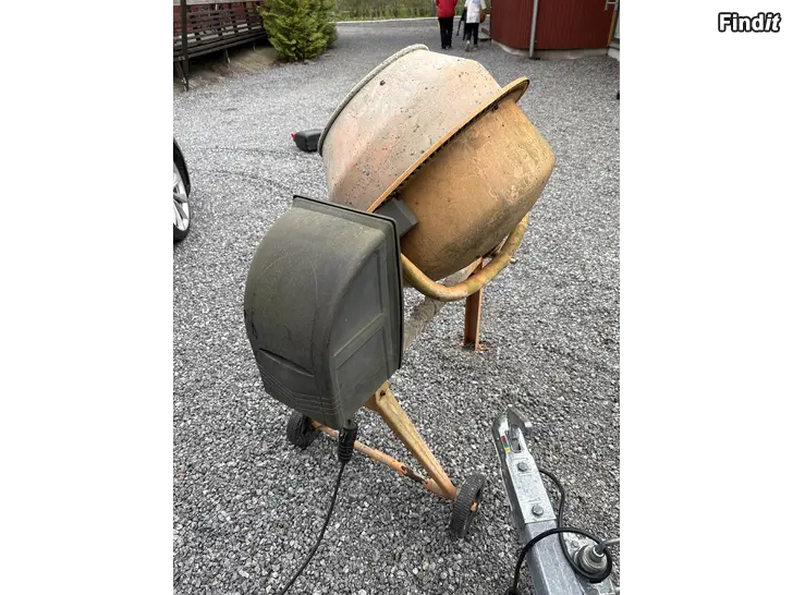 Myydään Betonimylly