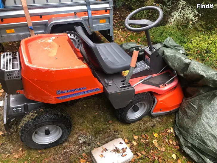 Myydään Husqvarna Rider 13 Hydrostatic ja Trimmeri YHT 990
