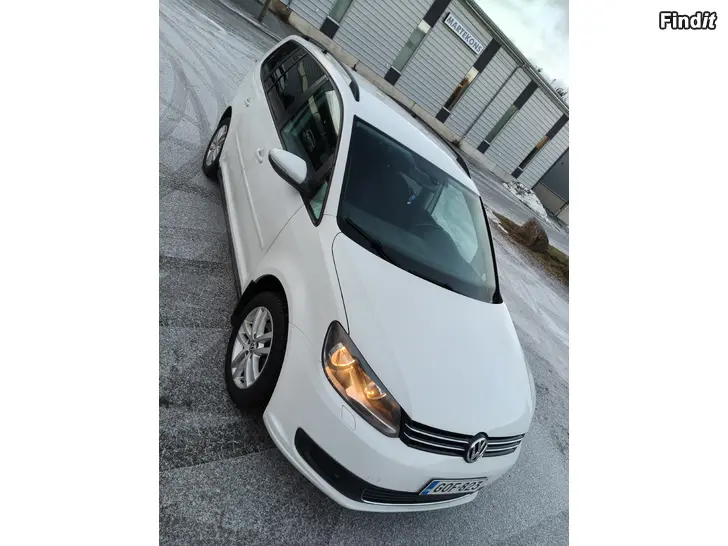 Myydään Vw Touran 1.4 2014