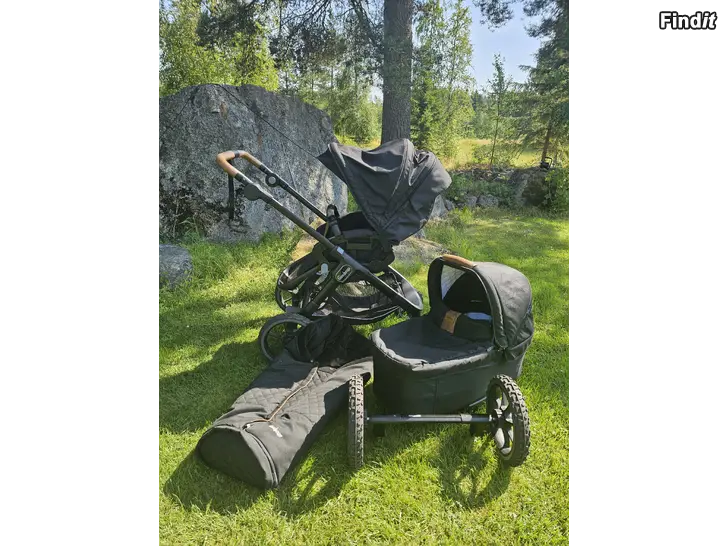 Säljes Emmaljunga NXT90 outdoor black barnvagn