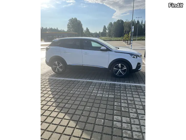 Myydään peugeot 3008
