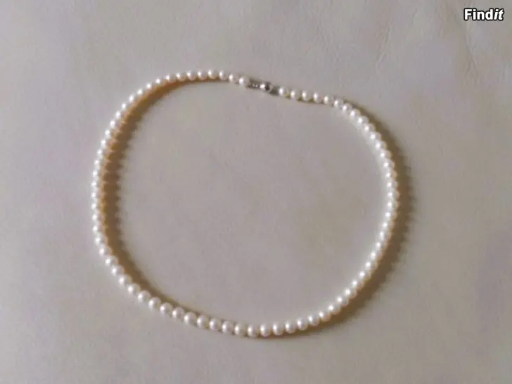 Myydään Kaulakoru 40,5cm lukko kulta 14K 585