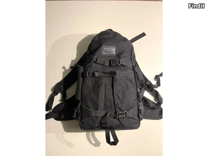 Myydään Kameraväska Burton